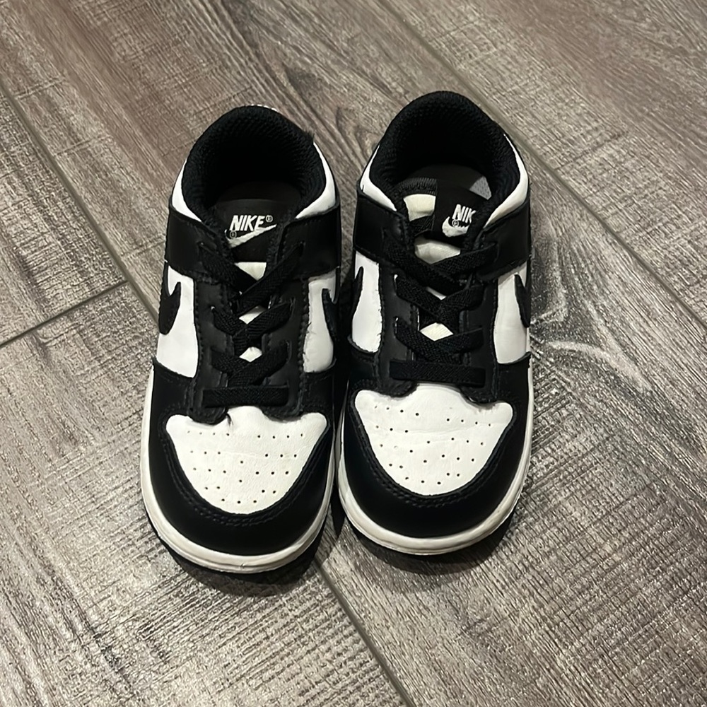 8c Nike Panda Dunks